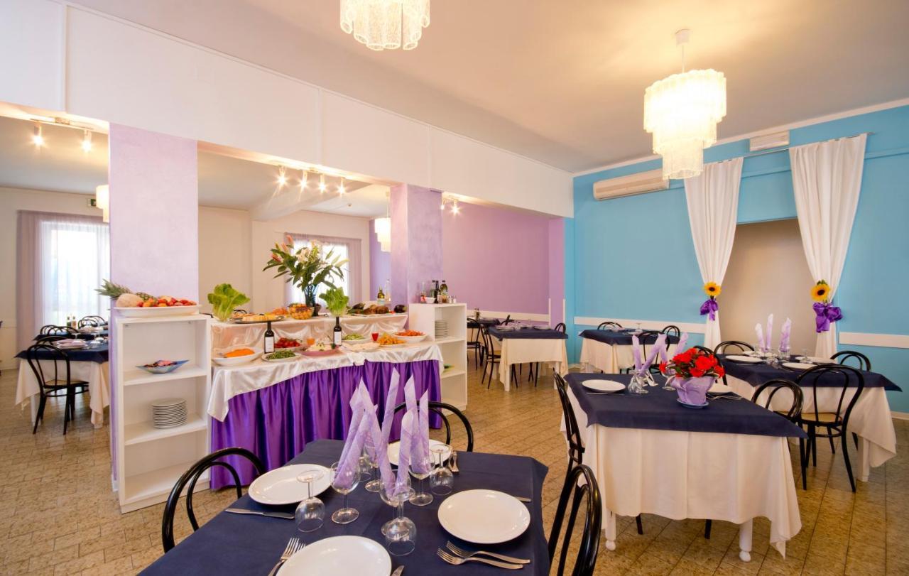 Hotel Milano Gatteo a Mare Ngoại thất bức ảnh