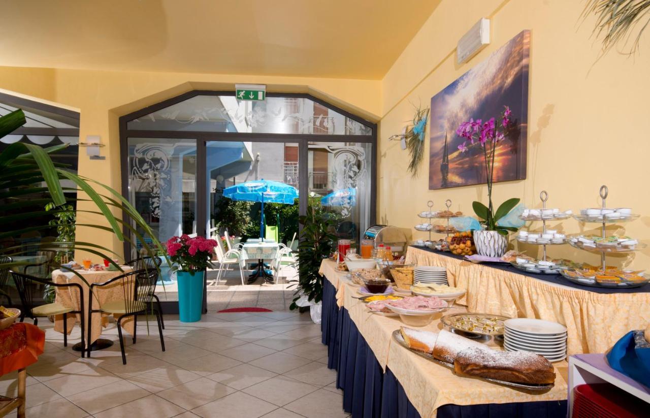 Hotel Milano Gatteo a Mare Ngoại thất bức ảnh