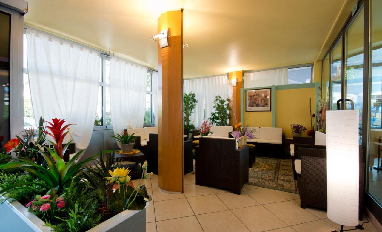 Hotel Milano Gatteo a Mare Ngoại thất bức ảnh
